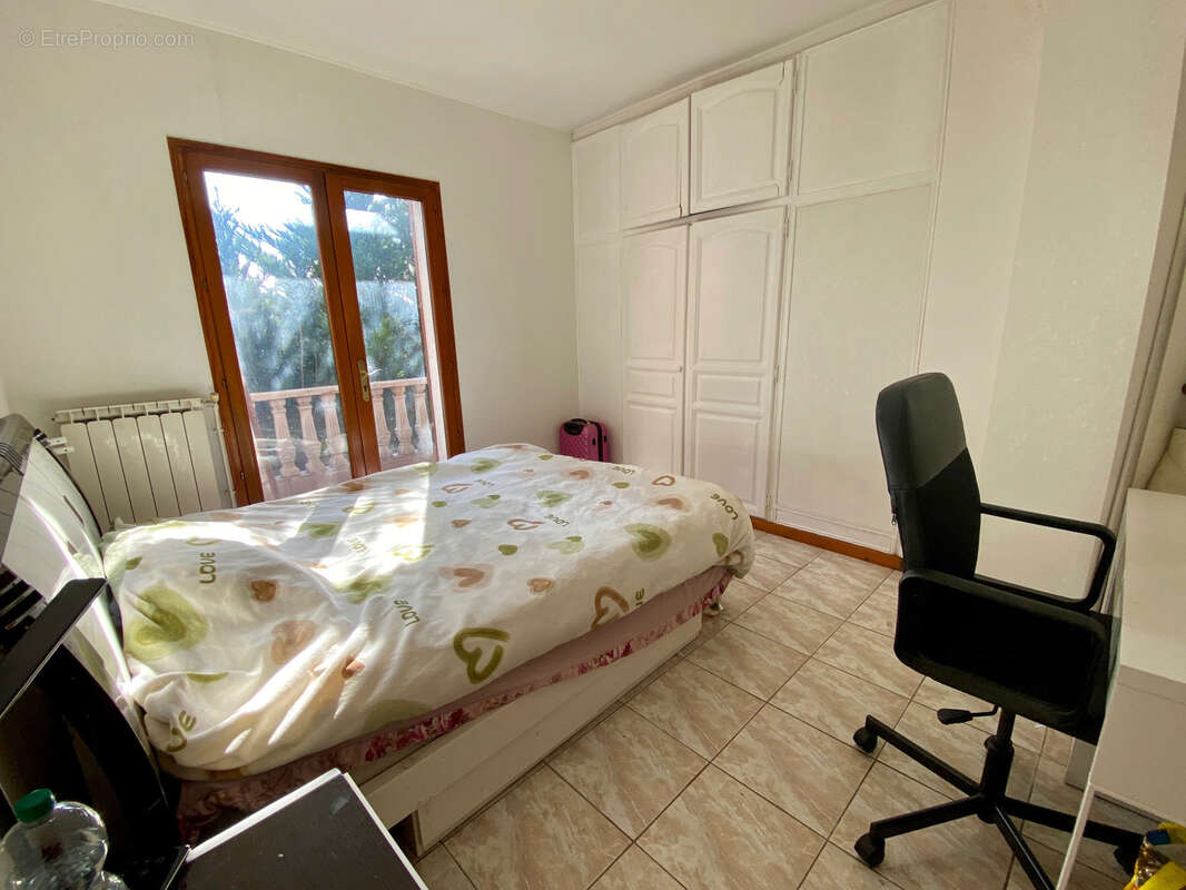 Maison à LE BLANC-MESNIL