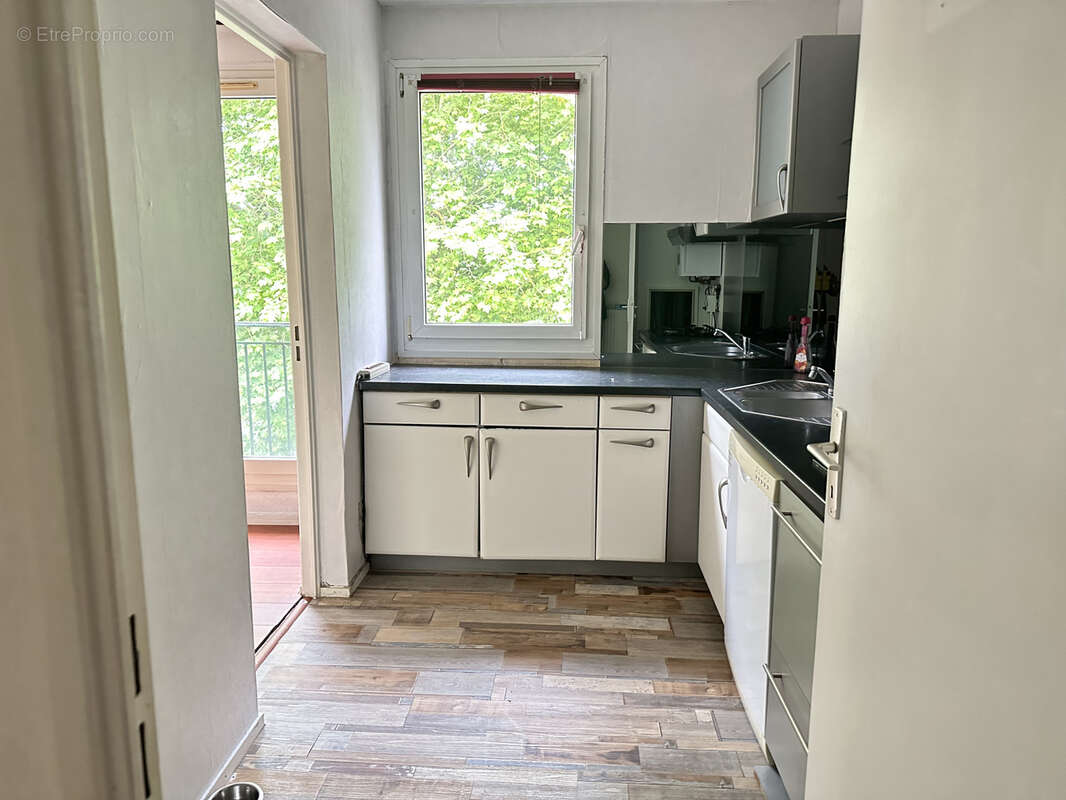 Appartement à SAINT-LEU-D'ESSERENT