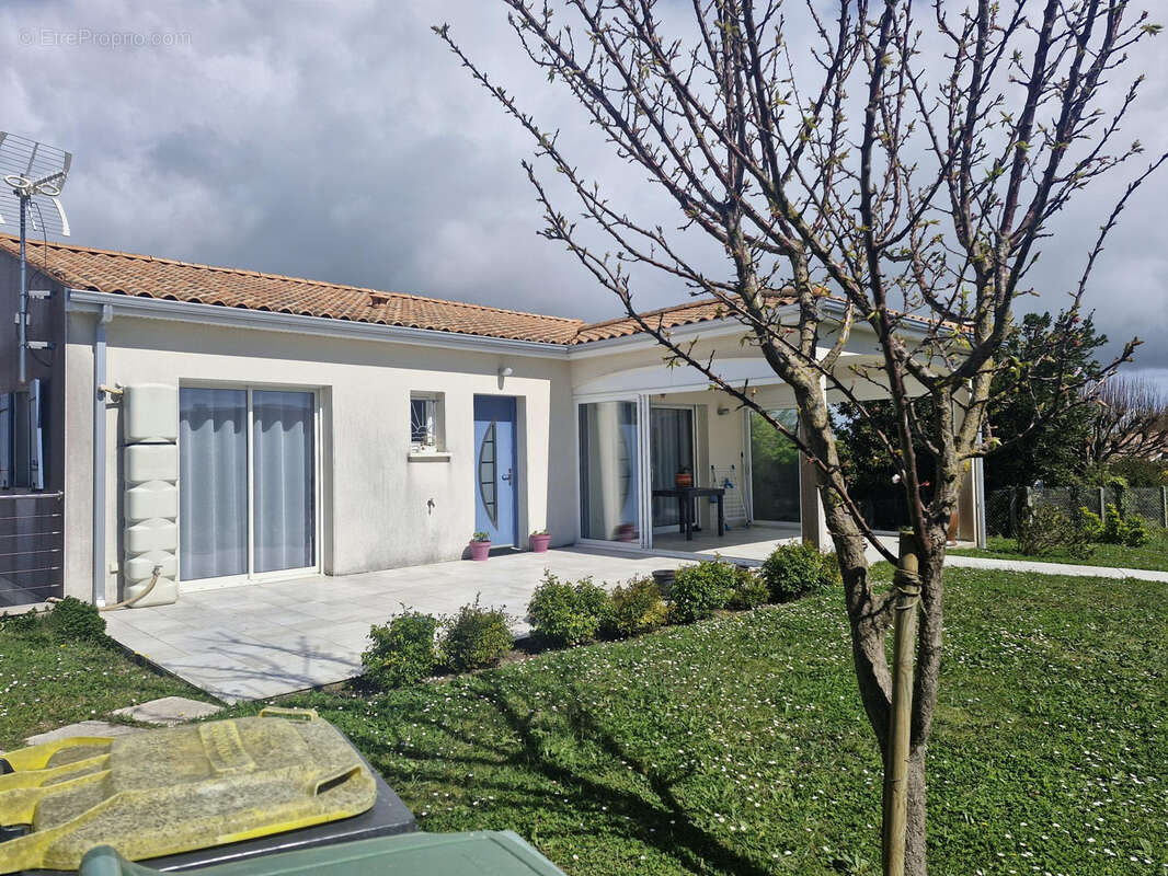 Maison à MESCHERS-SUR-GIRONDE