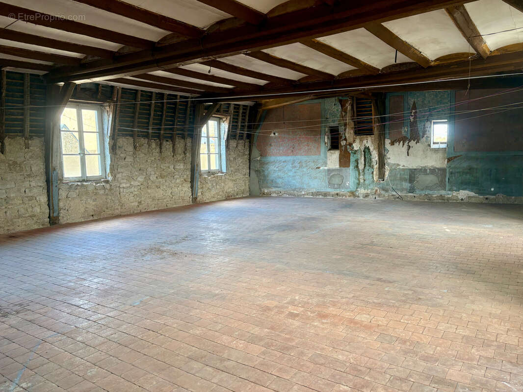 Maison à CHATILLON-EN-BAZOIS