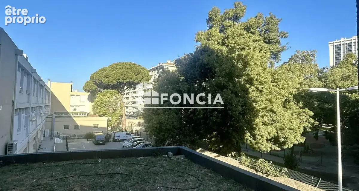 Toulon saint jean t1 loue dans residence etudiante - photo 2