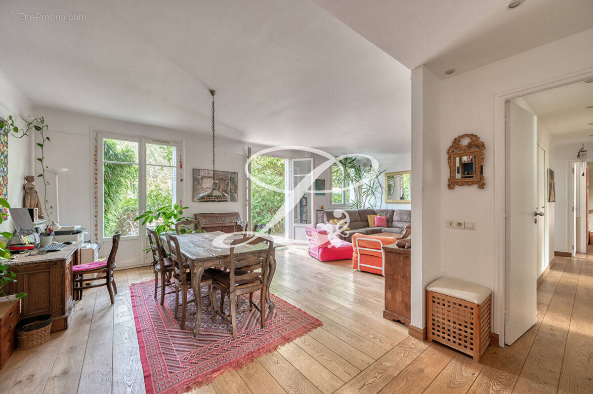 Appartement à MAISONS-LAFFITTE