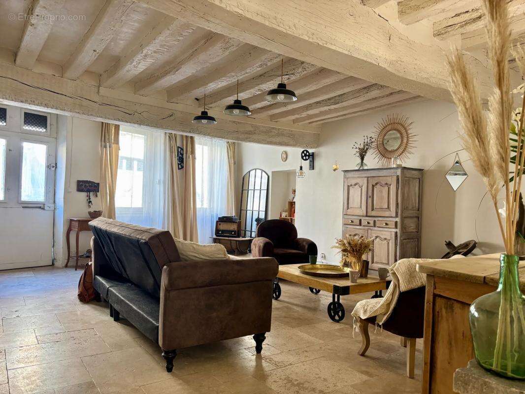 Maison à FAY-AUX-LOGES