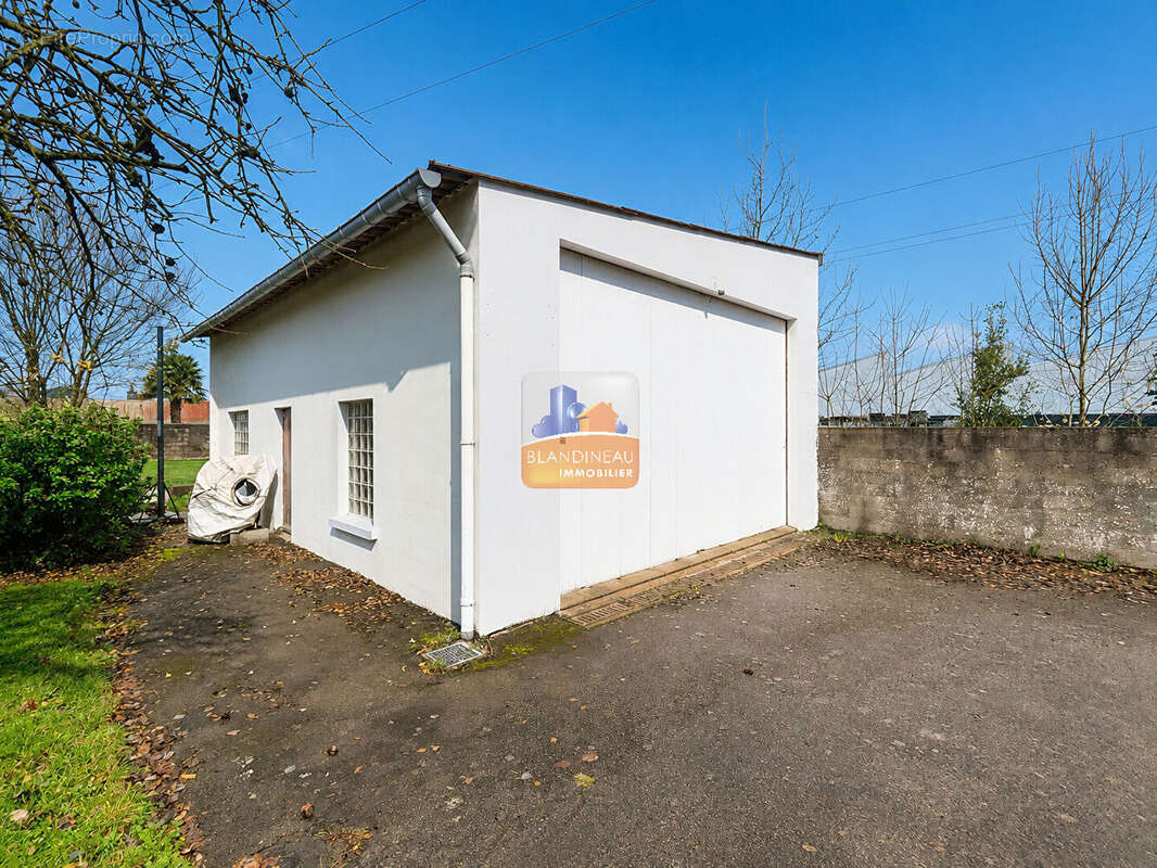 Bouguenais les couets 4ch + grand garage, terrain 1288 m² - photo 4