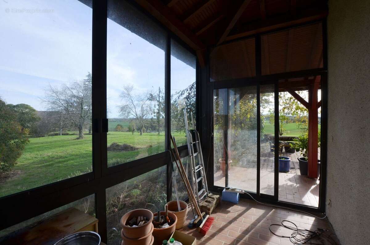 087 - Maison à MONTESQUIOU