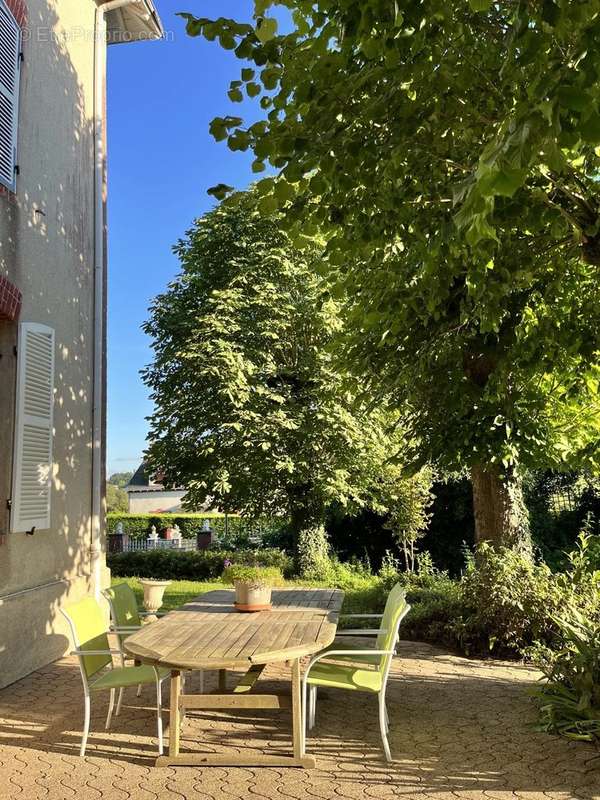 Maison à EGUZON-CHANTOME