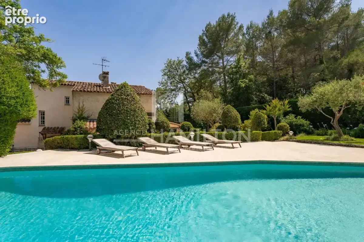Villa provençale avec vaste terrain, piscine , 4 chambres et stu - photo 2