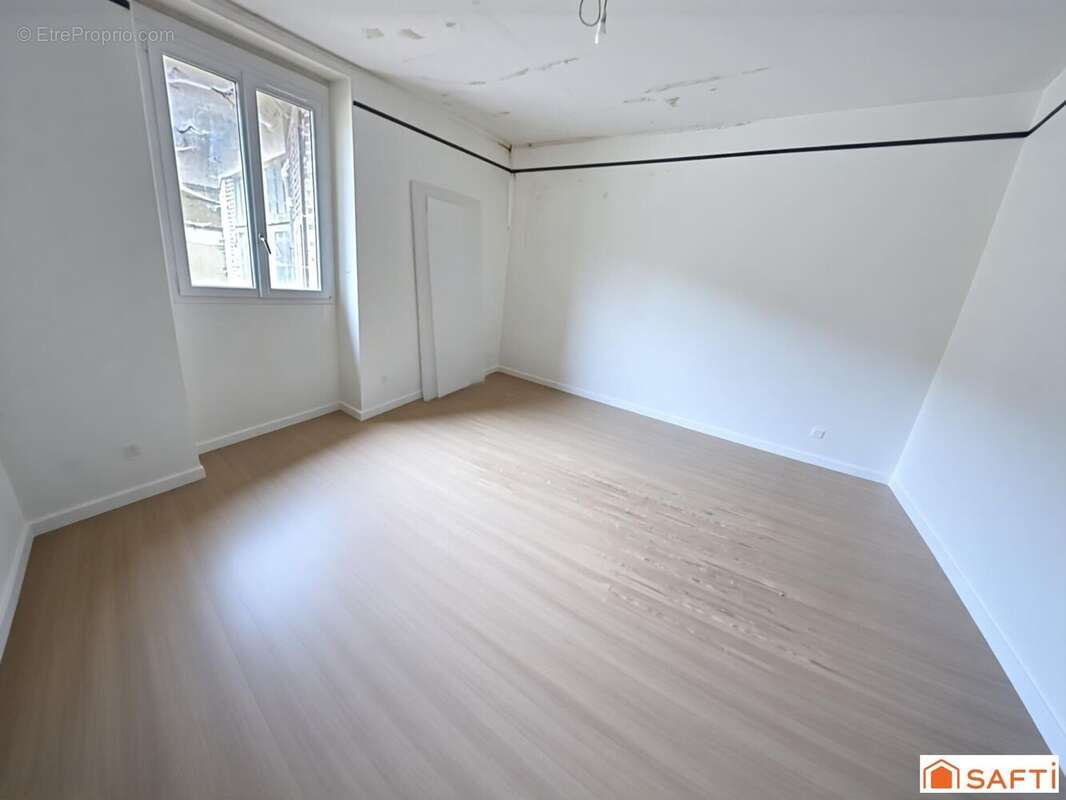 Photo 6 - Maison à VILLENEUVE-SUR-YONNE