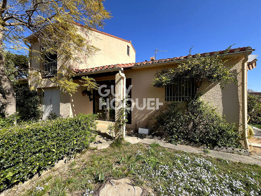 Maison à VILLENEUVE-DE-LA-RAHO