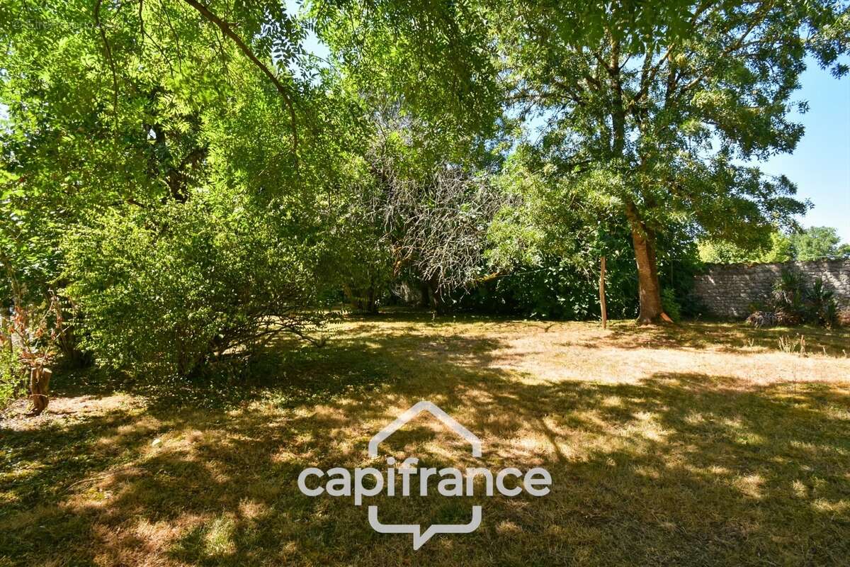 Maison à vendre 4 pièces PAILLE (17) sur 650 m² de jardin avec garage - photo 2