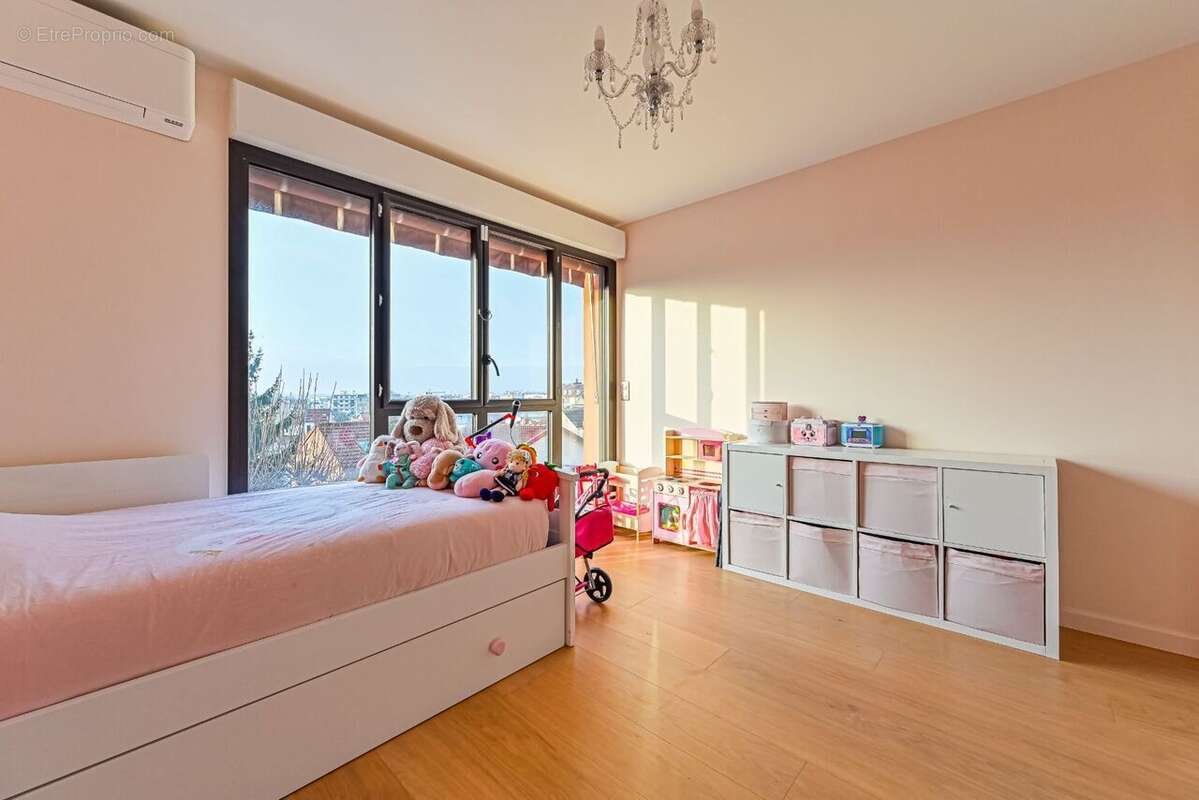 Maison à FONTENAY-SOUS-BOIS