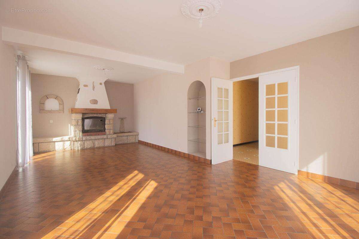 Maison à MURS-ERIGNE