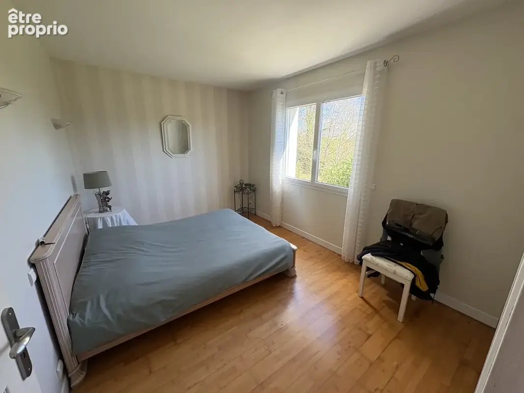 Superbe villa de 220 m2 avec accès direct au Lot - photo 11