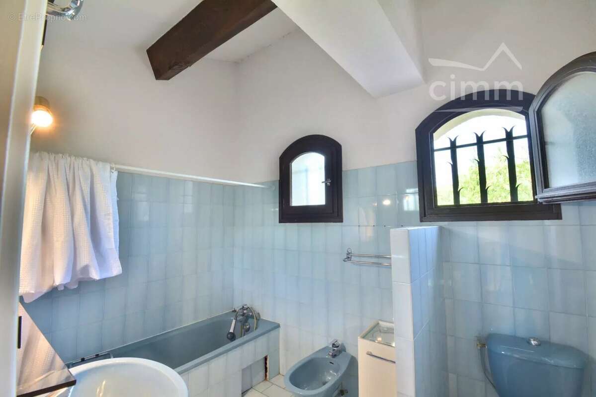 Vente - saint cyprien plage - belle villa 4 faces  - piscine - 6 pieces - 66750 - pyrenees orientales - region occitanie - photo 16