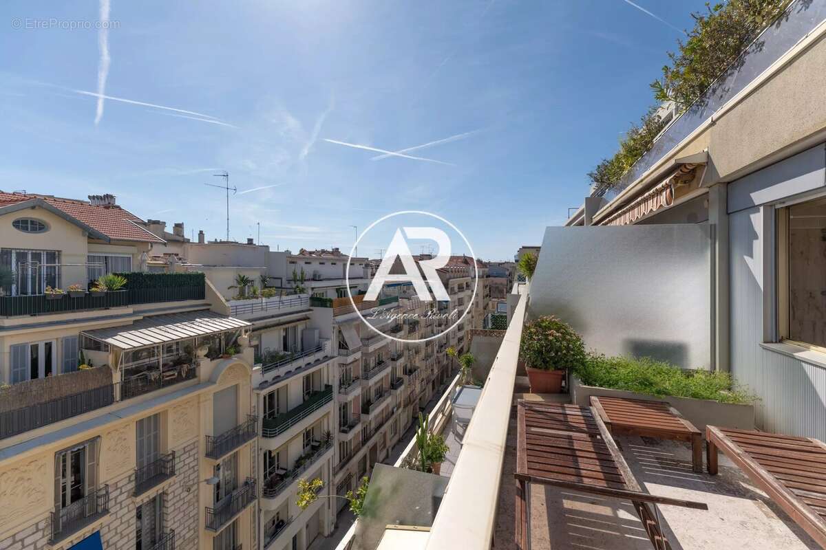 Appartement à NICE