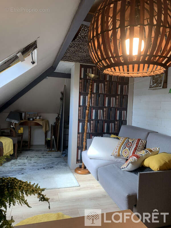 Maison de caractère avec piscine, lac privé et dépendance _ Livry-Gargan Sévigné - photo 15