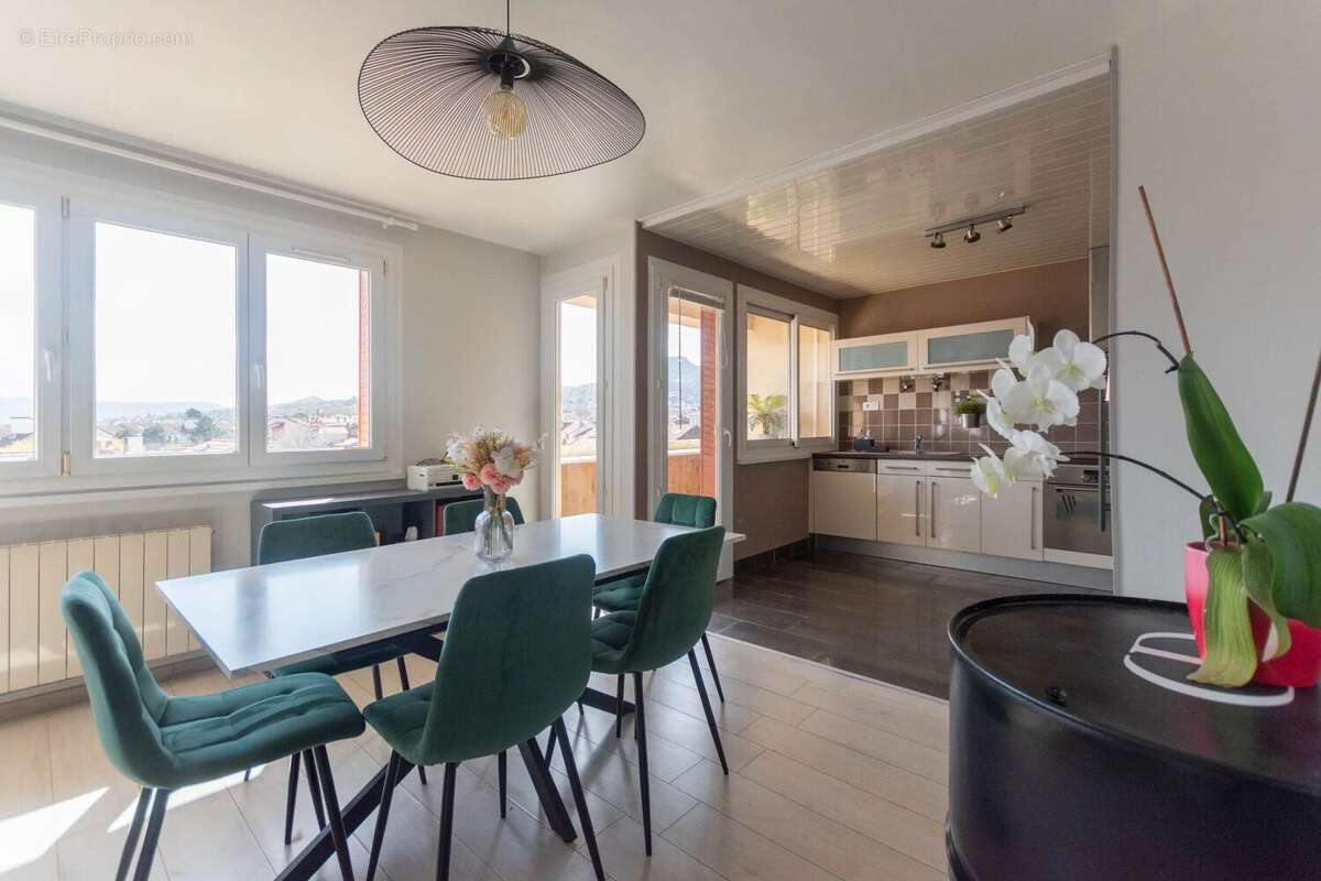 Appartement à CHAMALIERES
