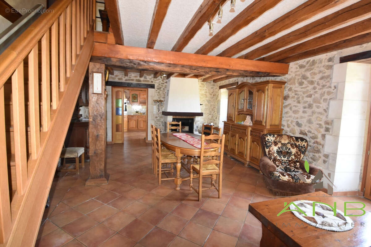 Maison 4 pièces 115 m² à vendre à Busserolles (24360) - photo 9
