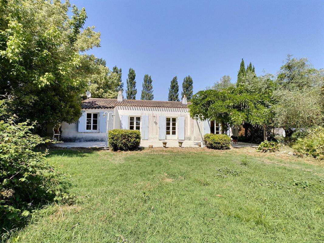 VILLA Saint Laurent De La Pree 120 m2 - photo 3