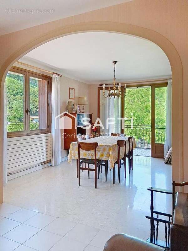 Photo 2 - Maison à LA TOUR-DU-PIN