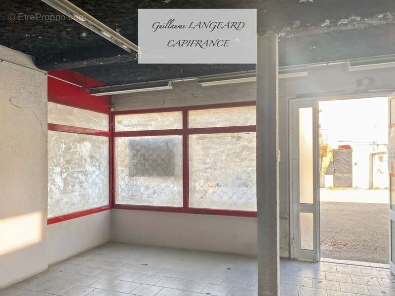 Appartement à MONTREAL-LA-CLUSE