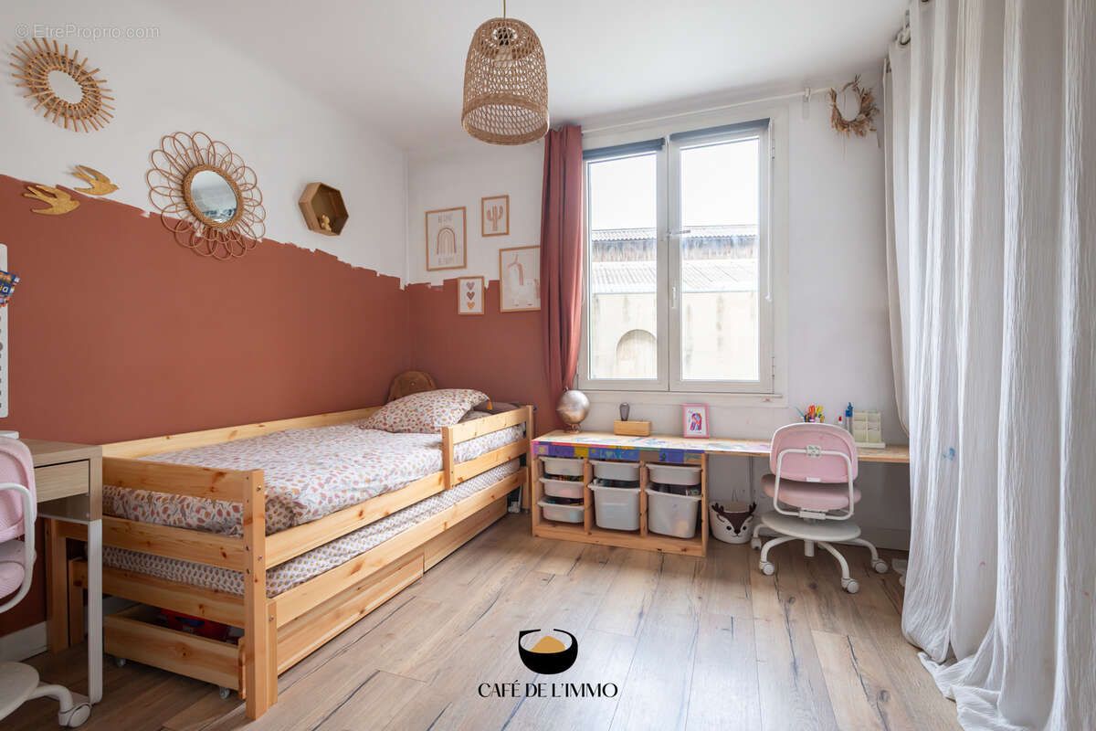 Appartement à MARSEILLE-8E