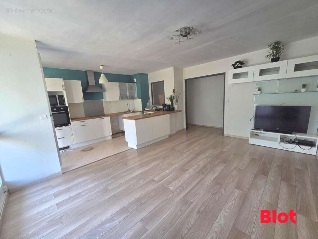 Appartement 78 m² à Rennes  - photo 2