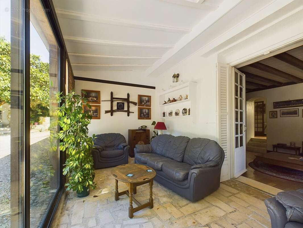 Belle propriété avec piscine et parc arboré - photo 6