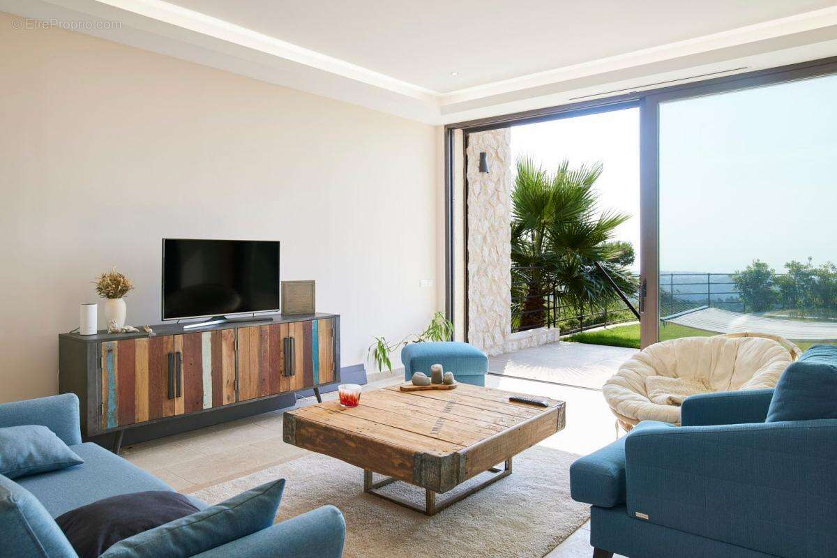 Maison à LA COLLE-SUR-LOUP