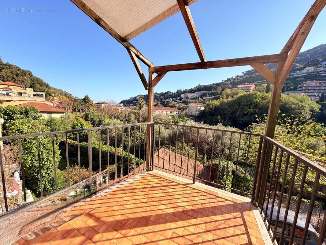 Appartement à MENTON