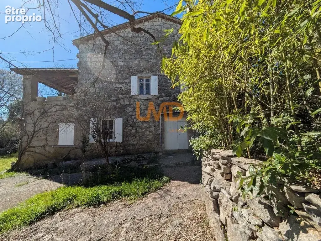 Maison en pierre 8 pièces 170m2 - photo 9