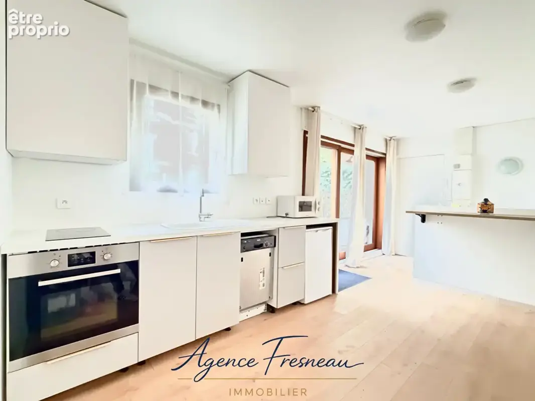À deux pas du 15e - 2 pièces avec jardin de 80 m² - photo 5