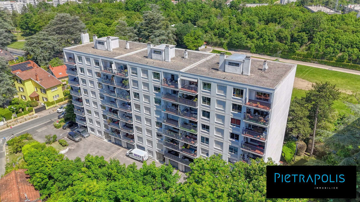 Appartement à SAINTE-FOY-LES-LYON