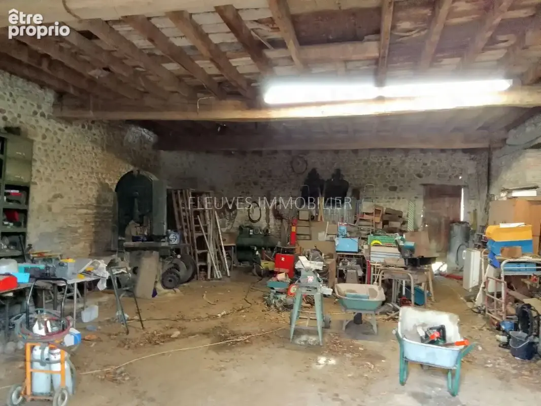 Maison 300 m² à Lucq-De-Bearn  - photo 8