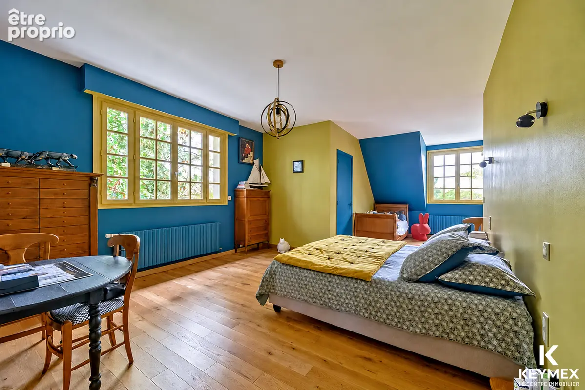 Magnifique maison de maître avec piscine, parc et beau potentiel - photo 14