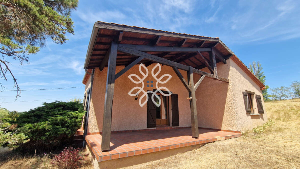 À découvrir sans tarder ! Maison avec grand terrain clos à Vergongheon - photo 16