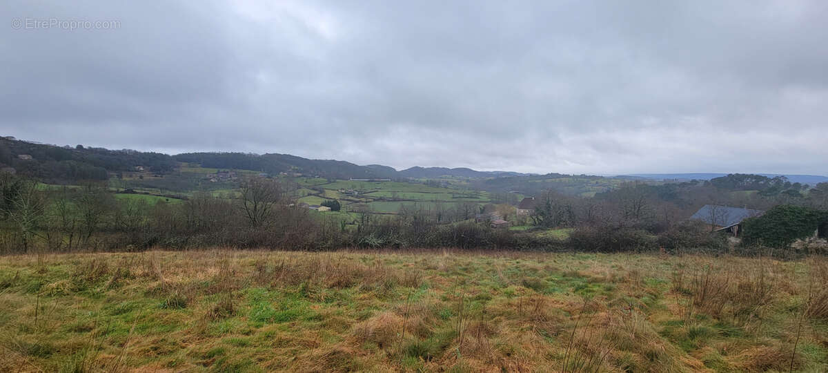 Terrain à PUY-D'ARNAC