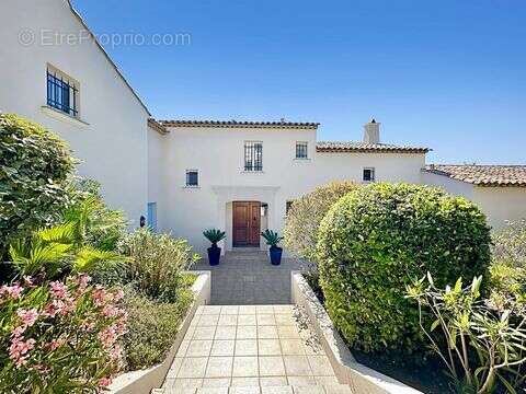 Maison à GRIMAUD