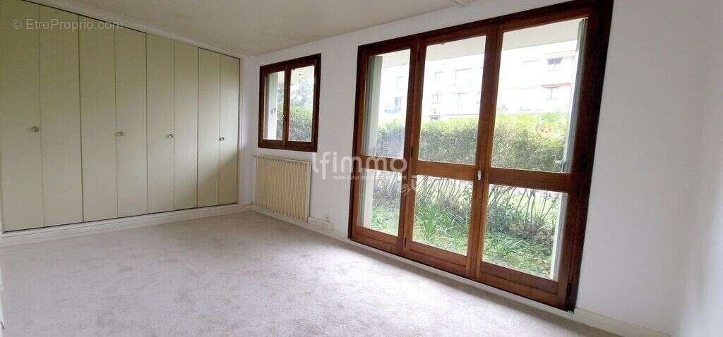 Appartement à LE PERREUX-SUR-MARNE