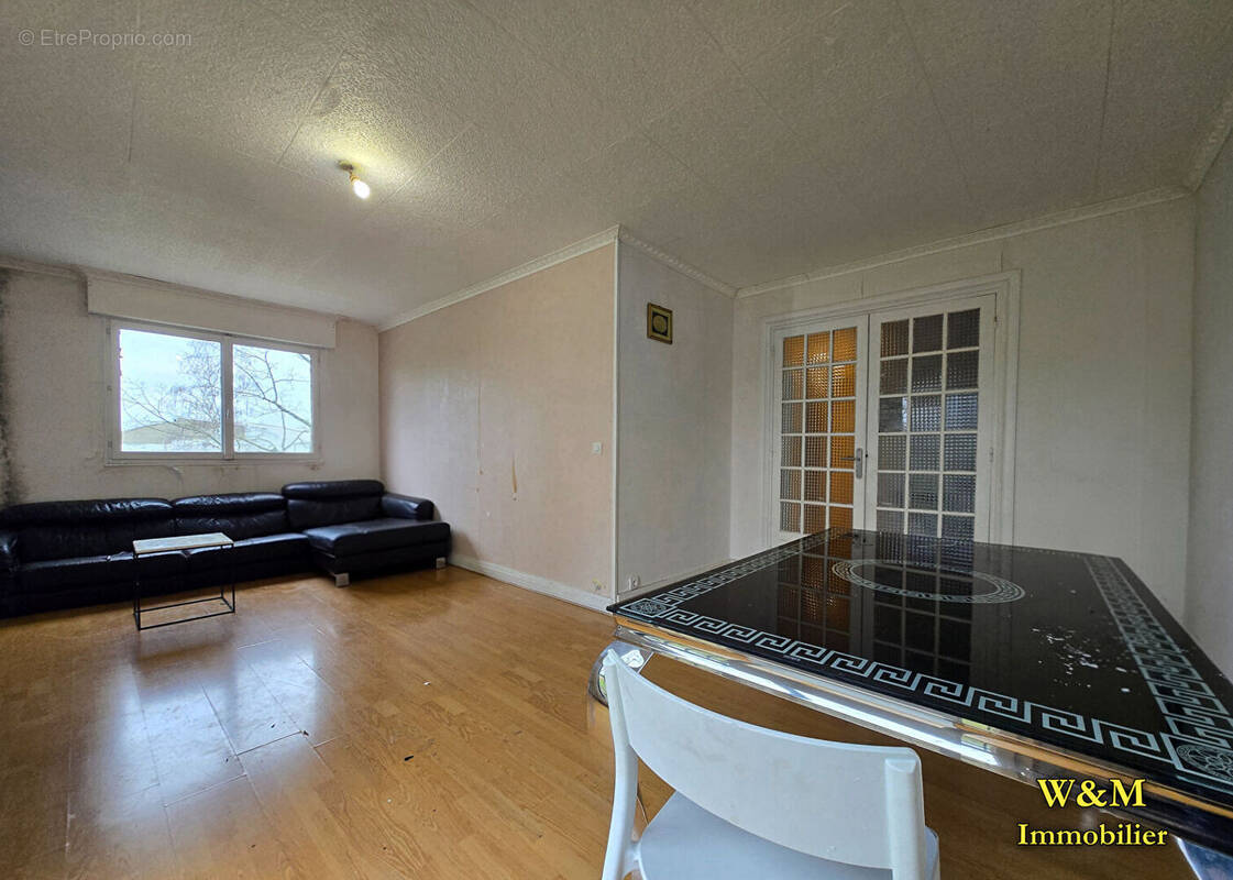 Appartement à GRIGNY