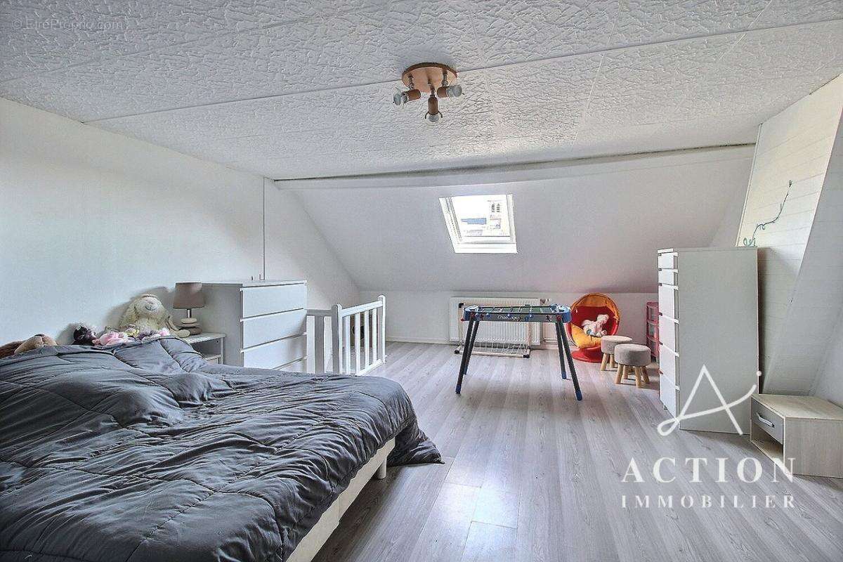 Maison à LYS-LEZ-LANNOY