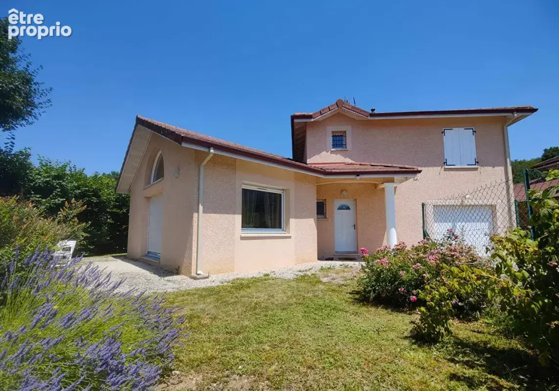 Maison à LA BUISSE