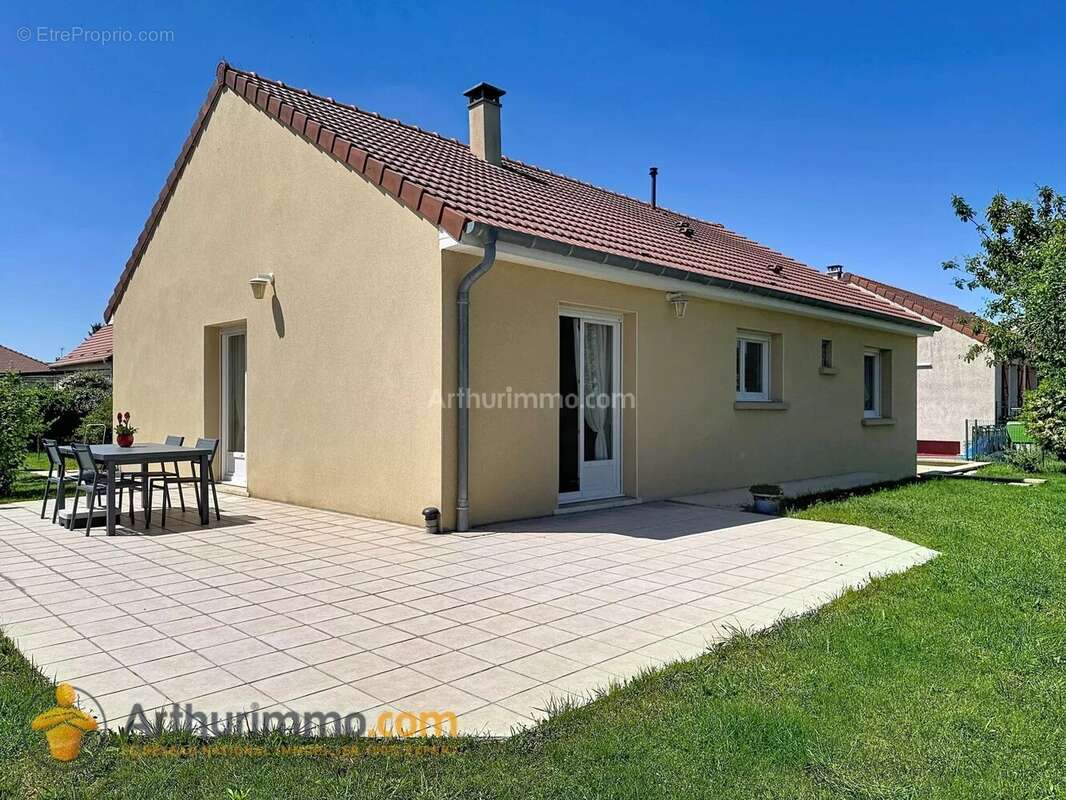 Maison à BACONNES