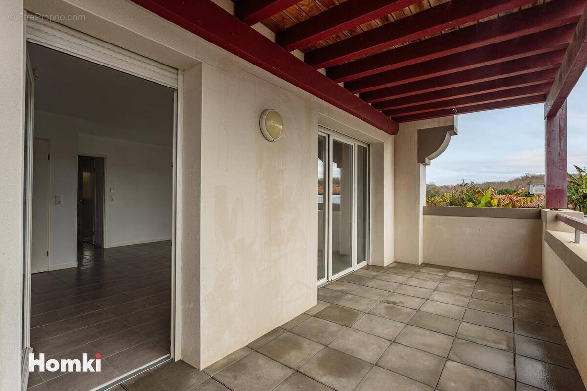 Appartement à LAHONCE