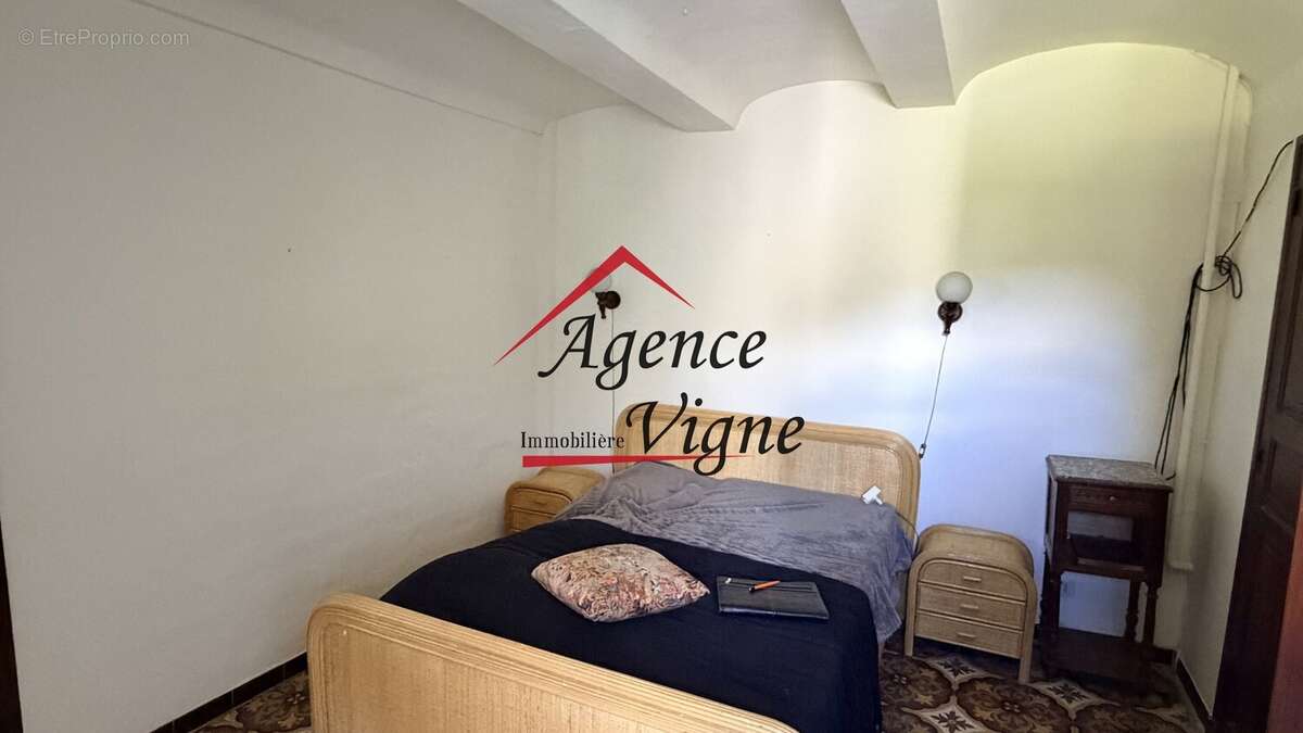 Maison à ROBIAC-ROCHESSADOULE