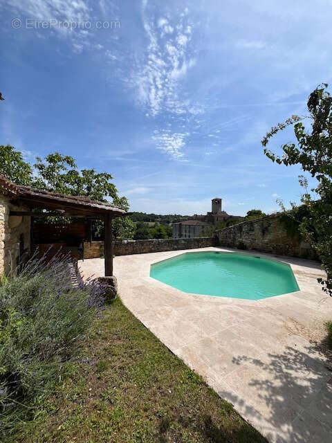 Belle maison de village de 265 m2 habitable avec piscine - photo 14