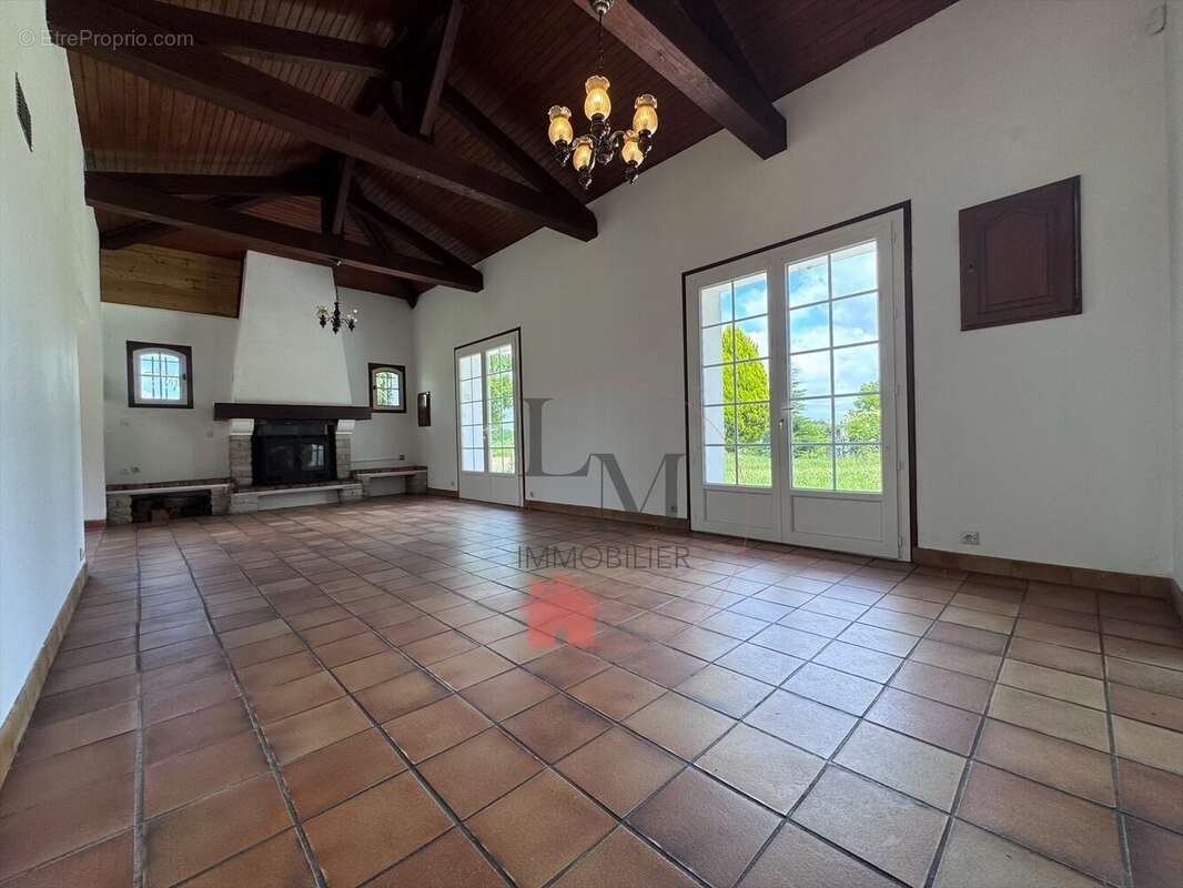 Maison à SAINT-JEAN-DE-MARSACQ