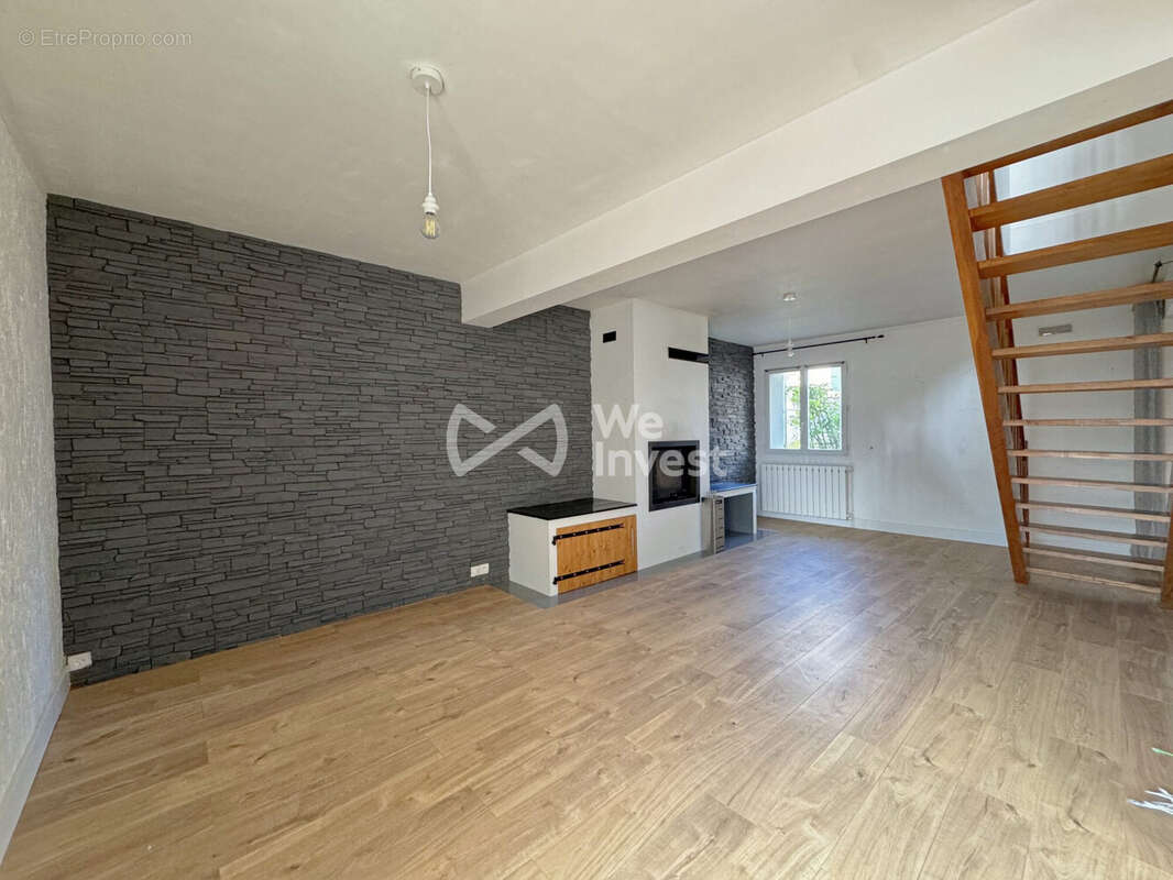 Maison à COULOMMIERS