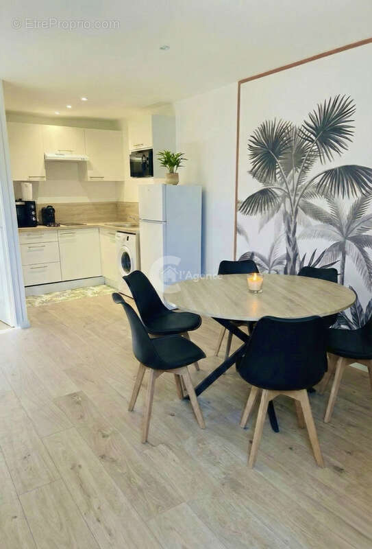 Appartement à VALLAURIS