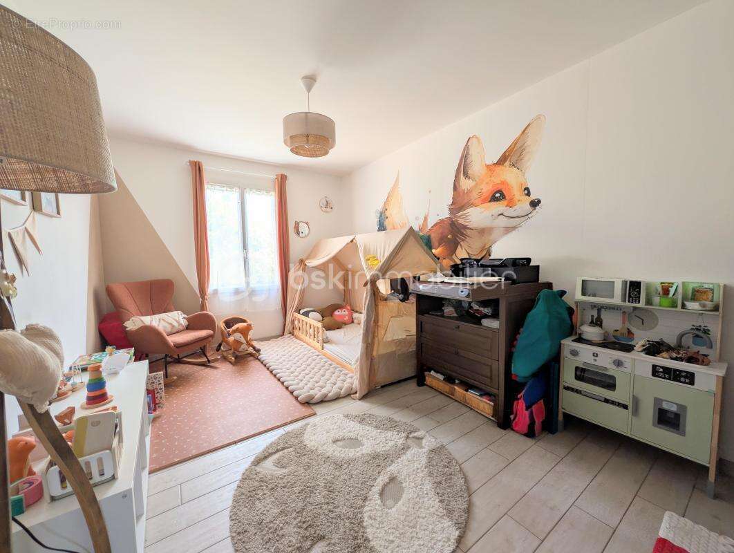 Maison familiale 121 m² - Jardin – Garage - Grenier - photo 12